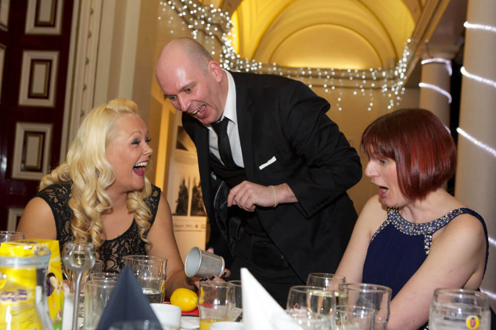 Ian's Close Up Magic | Corporate Magician